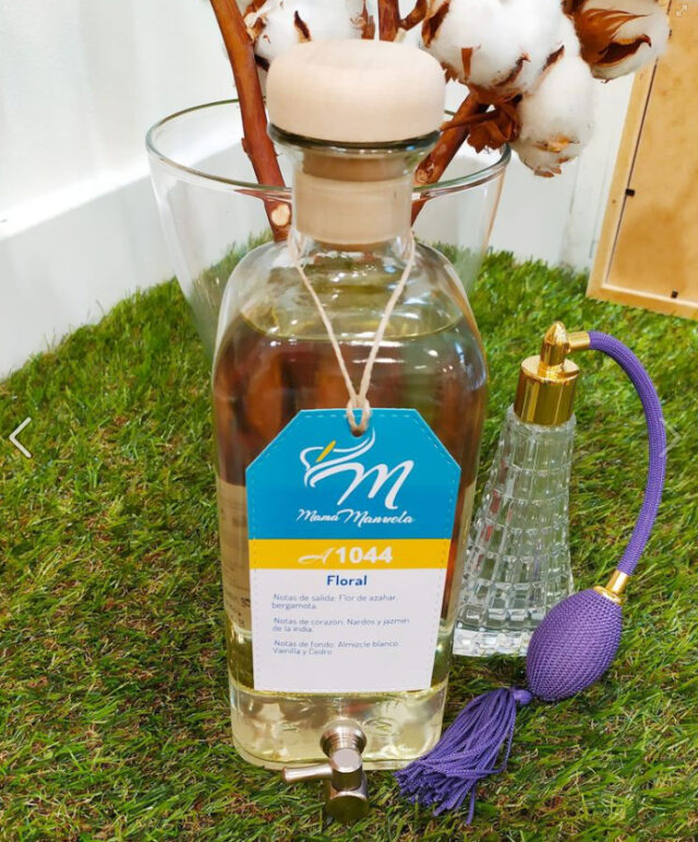 fragancia-femenina-floral-a1044-mama-manuela Perfumes de mujer