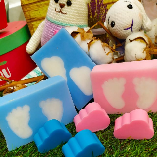 jabones-fantasia-para-regalo-infantil-mama-manuela Jabones glicerina de colores aromáticos