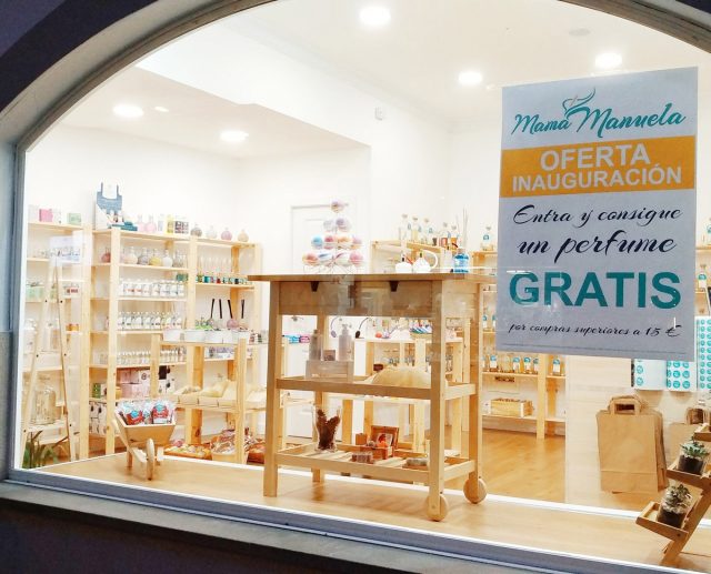 Cosmética, perfumes a granel y regalos artesanos.