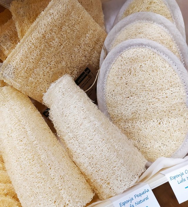 Esponja vegetal de luffa.