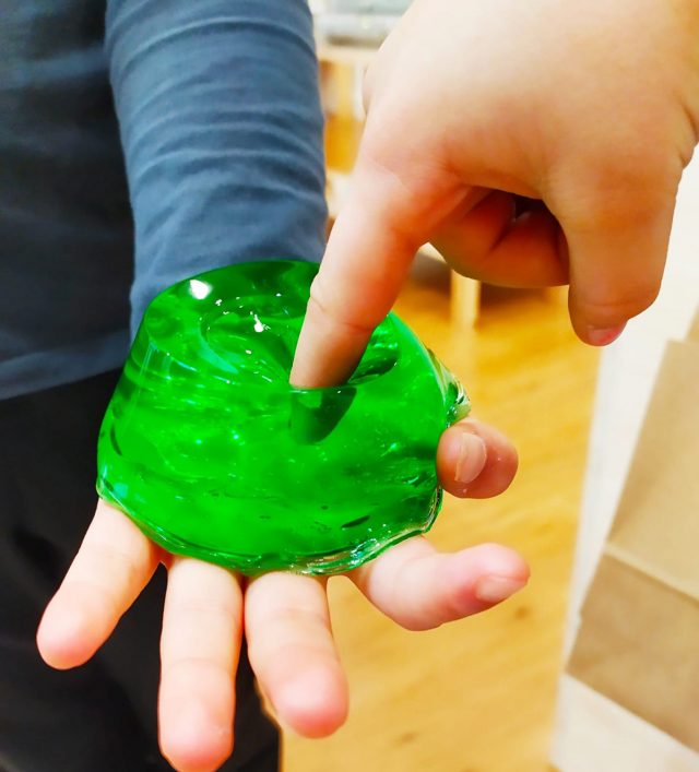 gelatina-espumosa-para-bano-infantil Espuma gelatinosa para baño.