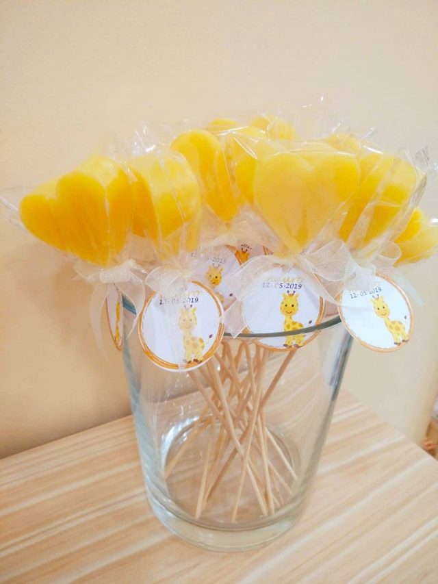 Jabon con forma de corazón y aroma a pomelo