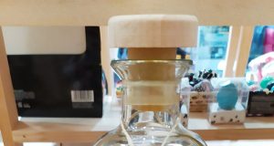 Perfume femenino aroma floral.