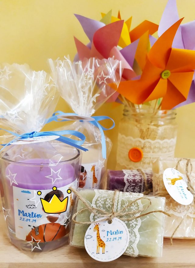 velas-aromaticas-y-jabones-para-regalo Ideas de regalos para eventos.